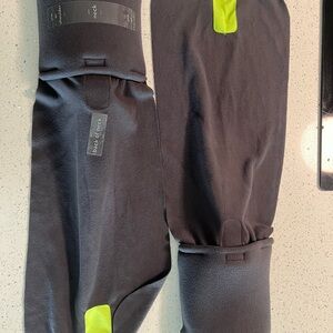 2 TRTL travel pillows